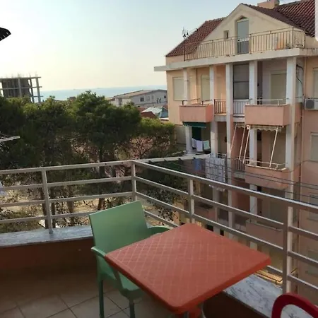 Apartment Wave & Play Penthouse